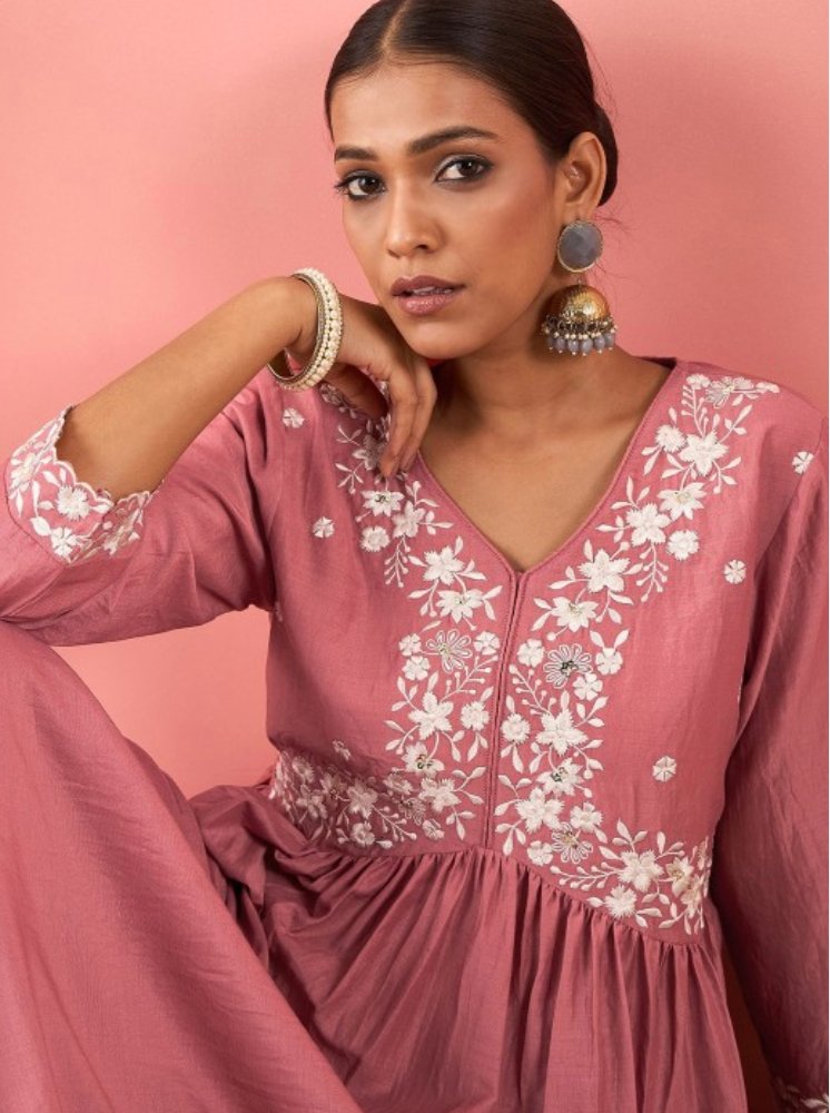 Women Floral Yoke Design Empire Thread Work Kurta with Trousers - madhunistore