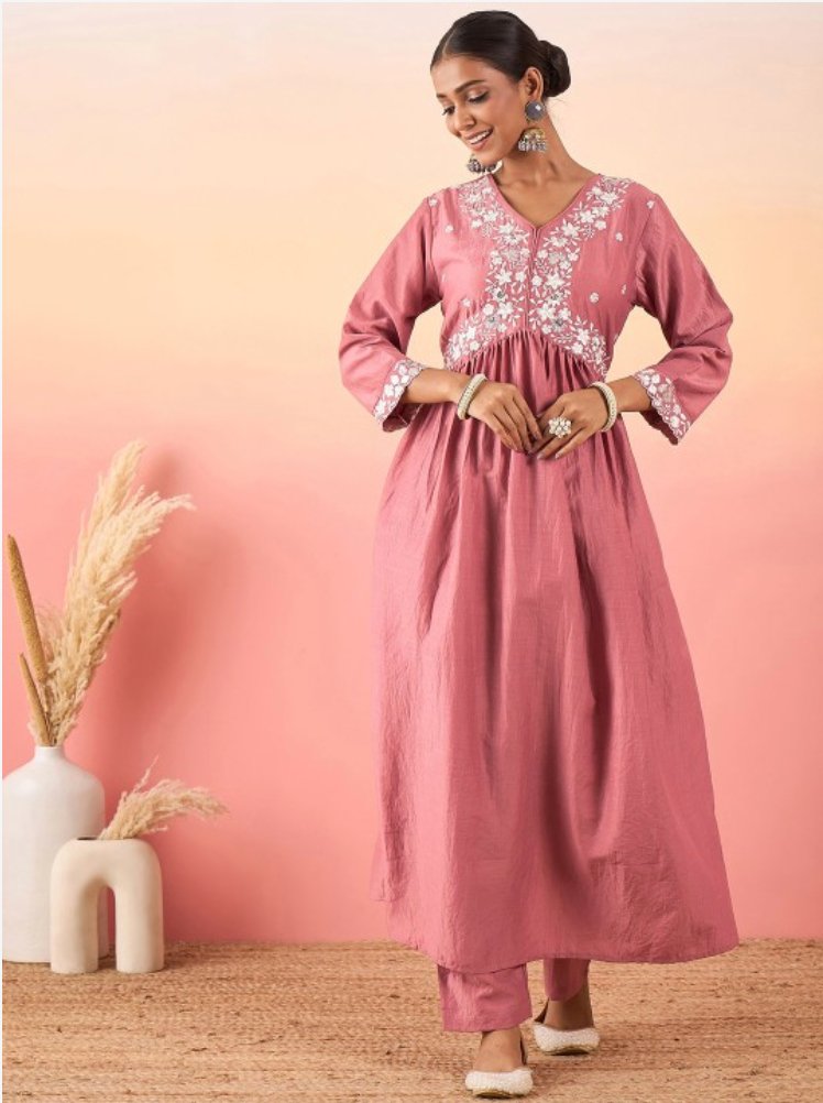 Women Floral Yoke Design Empire Thread Work Kurta with Trousers - madhunistore